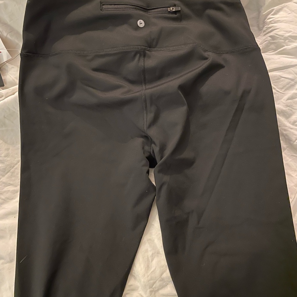 90 Degree by Reflex Black Capri Leggings